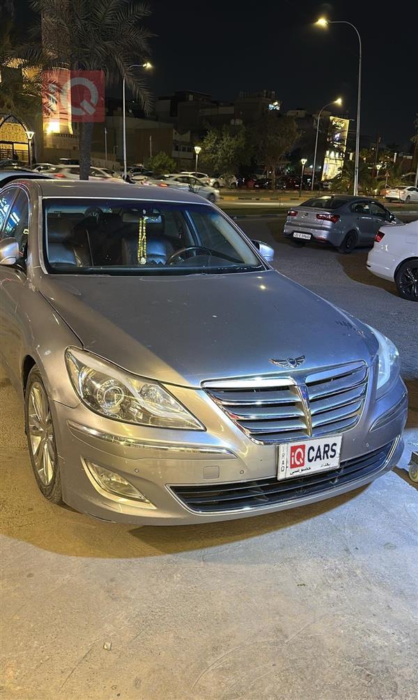 هيونداي جنسس 2013 للبيع في العراق -  بغداد